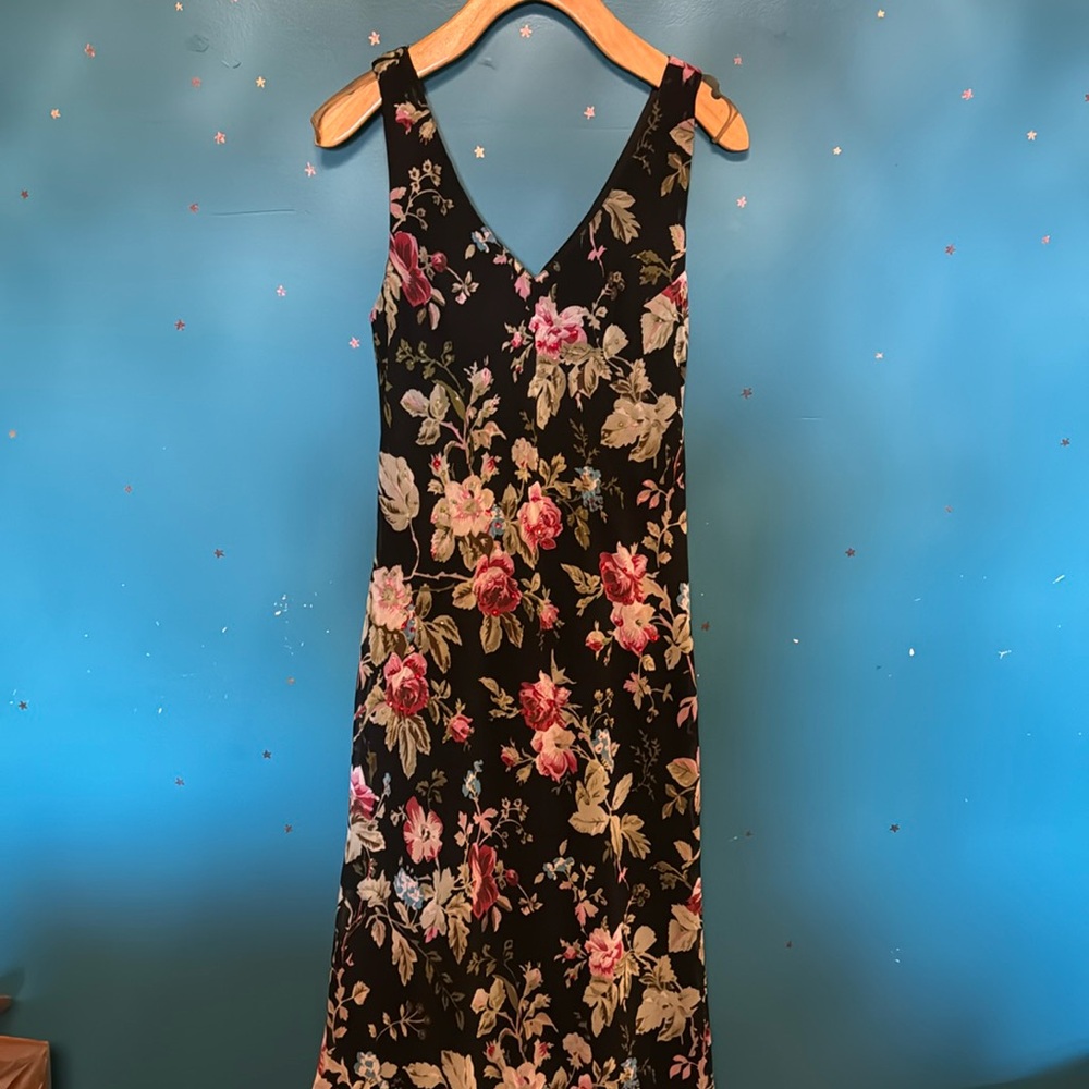 Sleeveless summer maxi
